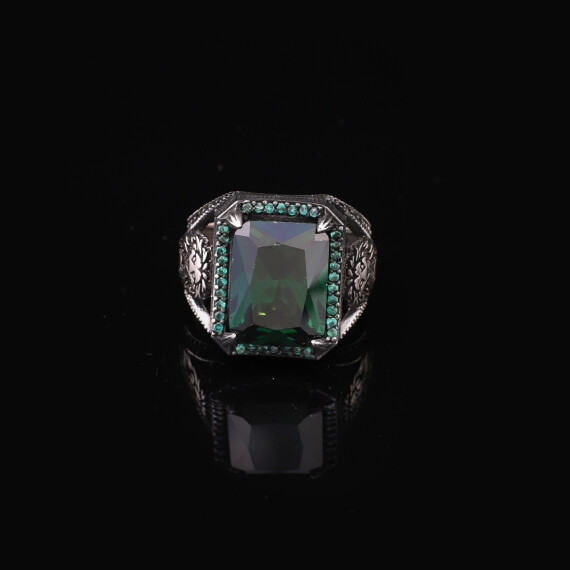  Handmade 925 Sterling Silver Lion Ring for Men - Emerald Gemstone - 2