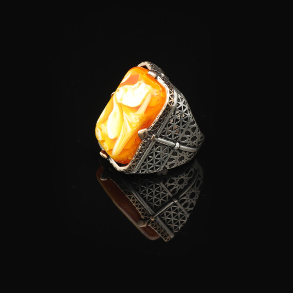  Vintage Large Squeezing Amber Ring for Men - 4